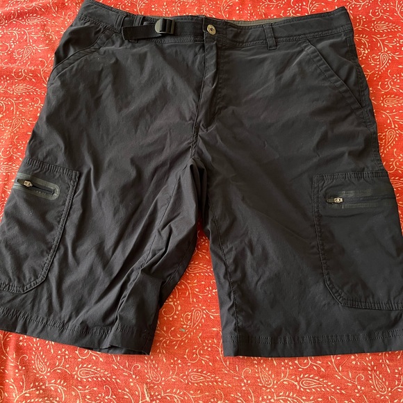 Mens 36 waist athletic shorts - Picture 1 of 5